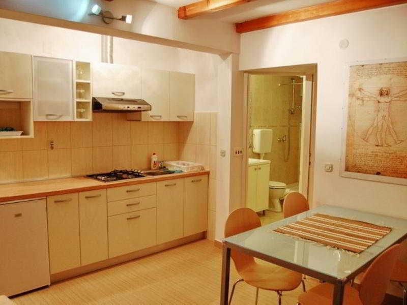 Apartments Cala 비오그라드나모루 외부 사진