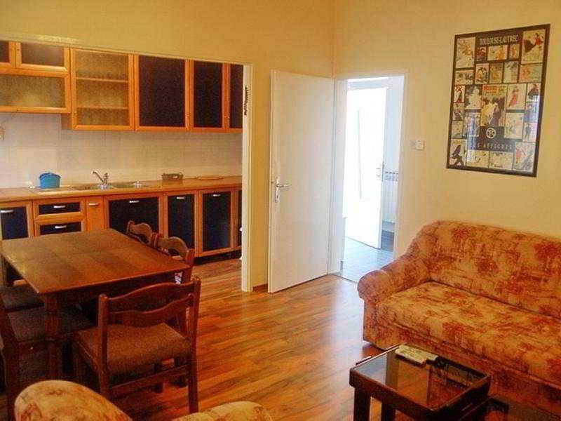 Apartments Cala 비오그라드나모루 외부 사진