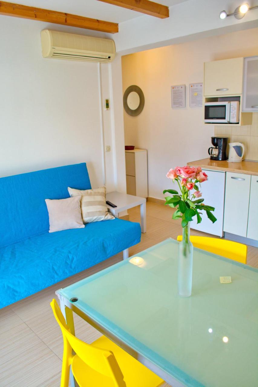 Apartments Cala 비오그라드나모루 외부 사진
