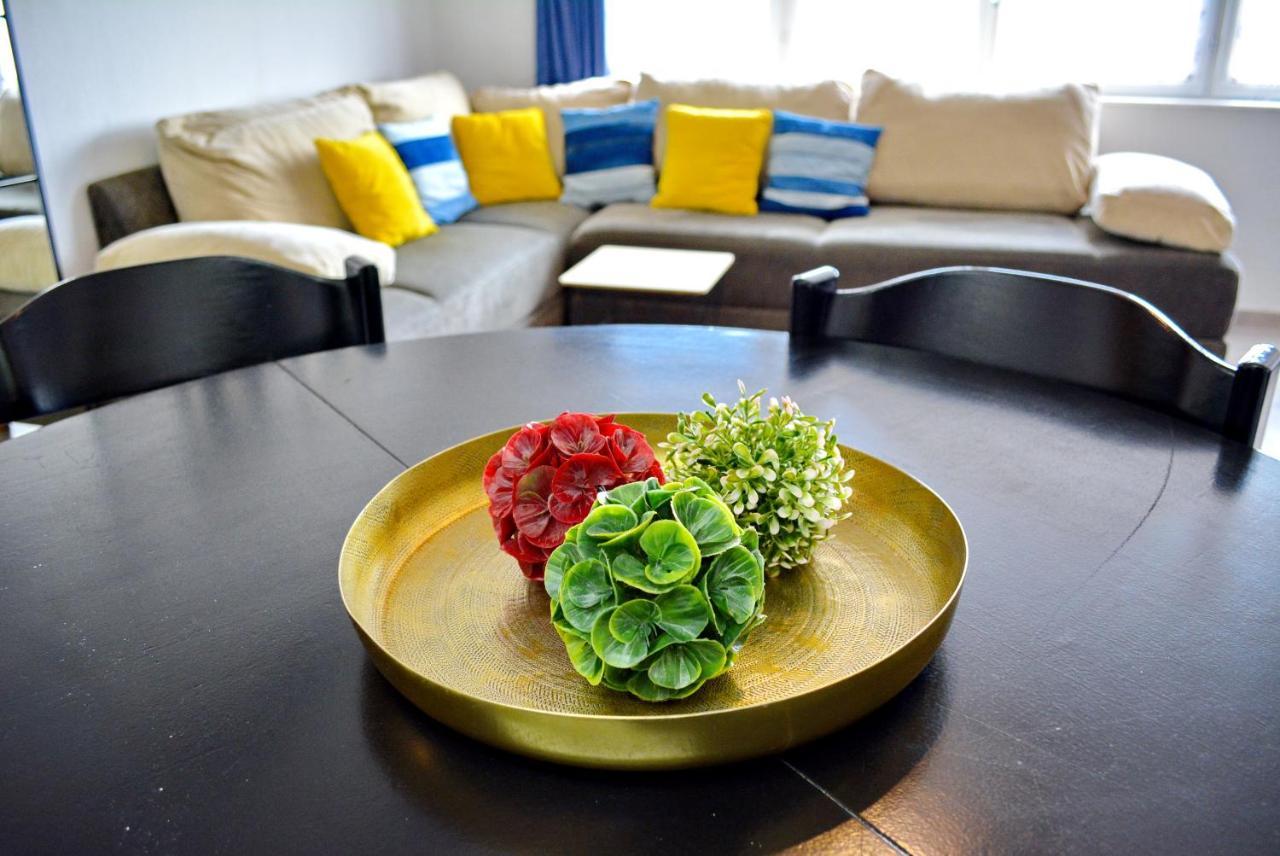 Apartments Cala 비오그라드나모루 외부 사진
