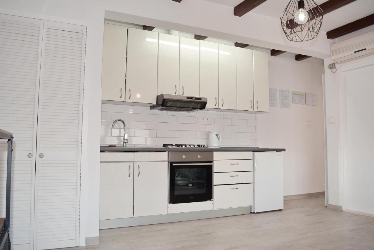Apartments Cala 비오그라드나모루 외부 사진