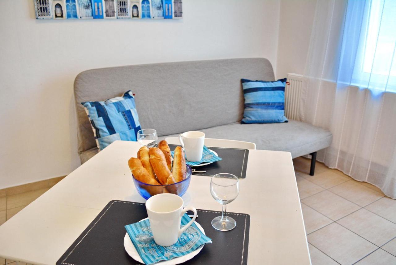 Apartments Cala 비오그라드나모루 외부 사진